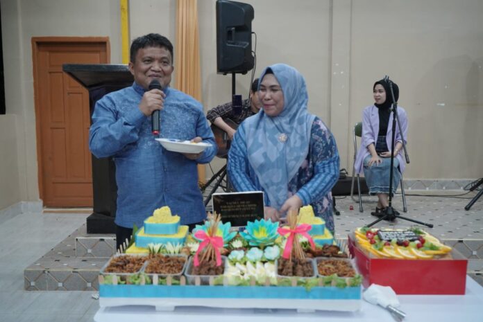 Dapat Kejutan Ultah, PJ Bupati : Terima Kasih Masyarakat Kabupaten Luwu