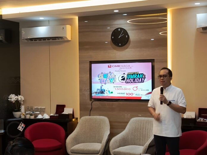 CIMB Niaga Wujudkan Impian Masyarakat Sulsel ke Tanah Suci Lewat Gebyar Umrah and Holiday