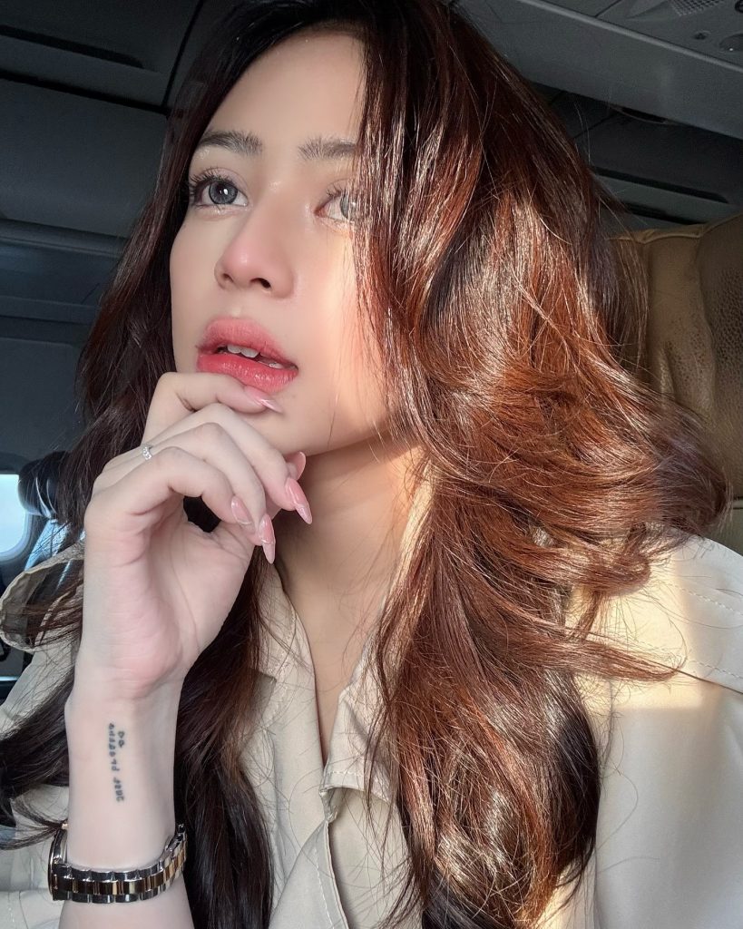 FOTO : Penampilan Nira, Selebgram Makassar yang Bikin Pria Terpesona, Termasuk Pengusaha Candra 2 niraakuuu 673859330 1