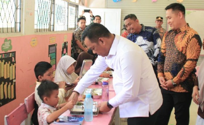Program MBG Mulai Berjalan, Bupati Luwu Minta Gunakan Bahan Baku Lokal dengan Kualitas Terjaga