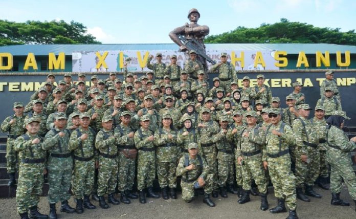 Hadiri Pembukaan Jambore Kepala Desa 2025, Bupati Luwu : Kades Memang Harus Tangguh