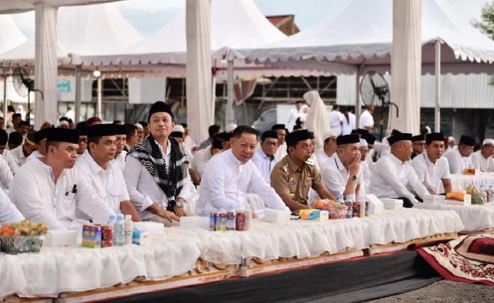 Perayaan HUT Rusdi Masse Dirangkaikan Buka Puasa Bersama : Bupati Hingga Wagub Sulsel Hadir